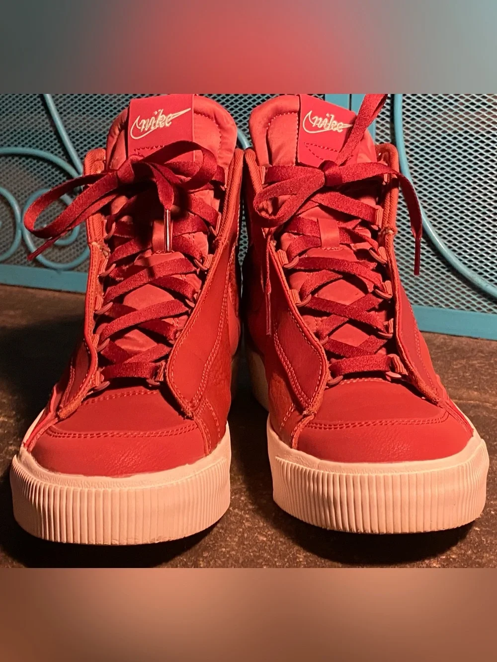 Adorable NWOT NIKE UK high top sneakers,terracotta leather,thick white sole, 8